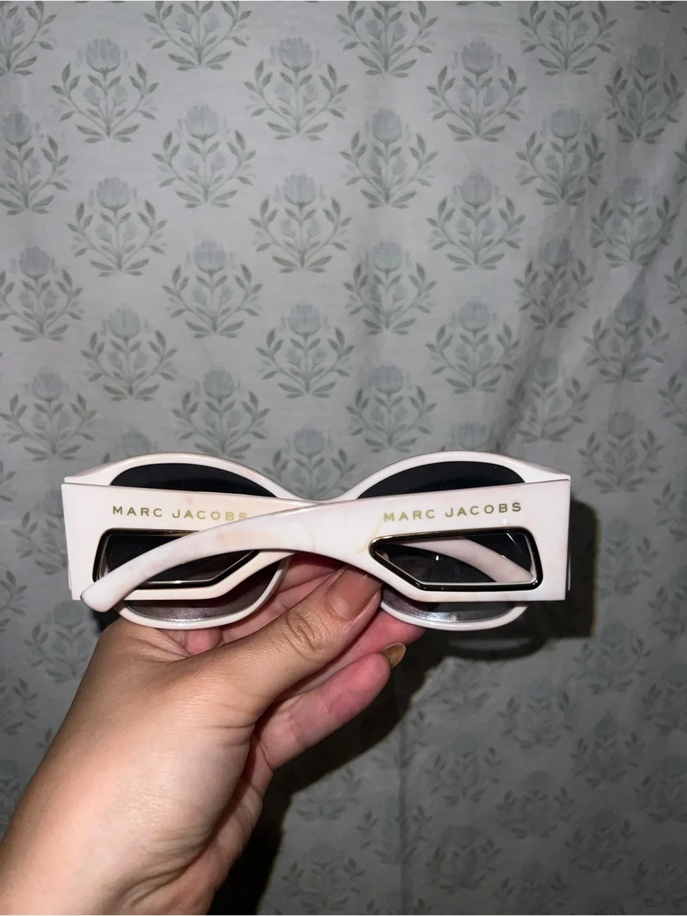 Marc Jacobs Pale Pink Oversized Daisy Women's Sunglasses